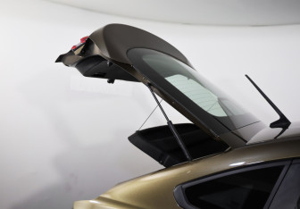 Подержанный автомобиль Renault Arkana 2021 года (27 фото)