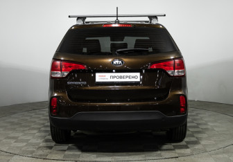 Подержанный автомобиль Kia Sorento 2019 года (6 фото)