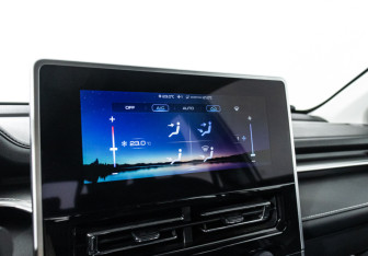 Подержанный автомобиль Haval M6 2023 года (16 фото)