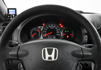 Подержанный автомобиль Honda CR-V 2005 года (17 фото)