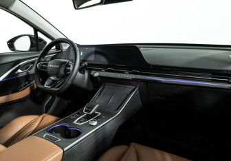 Подержанный автомобиль Omoda C5 2023 года (9 фото)