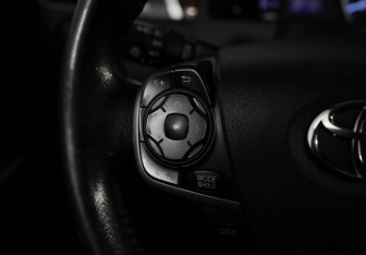 Подержанный автомобиль Toyota Camry Sedan 2013 года (13 фото)