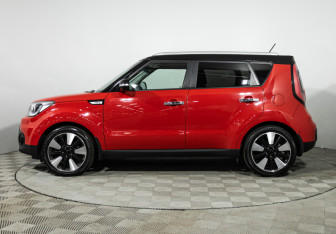 Подержанный автомобиль Kia Soul 2018 года (8 фото)