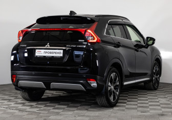 Подержанный автомобиль Mitsubishi Eclipse Cross 2018 года (5 фото)