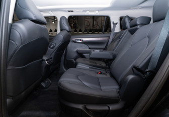 Новый Toyota Highlander 2025 (18 фото)