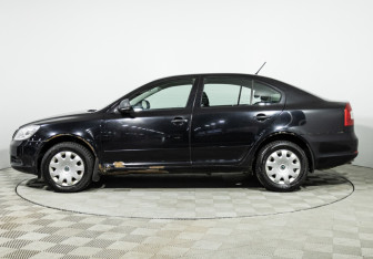 Подержанный автомобиль Skoda Octavia Liftback 2012 года (8 фото)