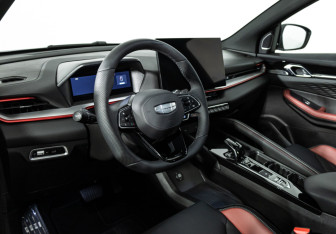 Подержанный автомобиль Geely Coolray 2026 года (11 фото)