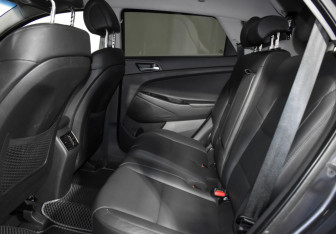Подержанный автомобиль Hyundai Tucson 2017 года (13 фото)