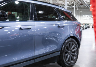 Подержанный автомобиль Land Rover Range Rover Velar 2020 года (3 фото)