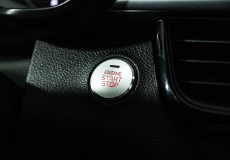 Подержанный автомобиль Kia Optima Sedan 2017 года (23 фото)