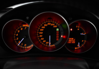 Подержанный автомобиль Mazda 3 Sedan 2008 года (16 фото)