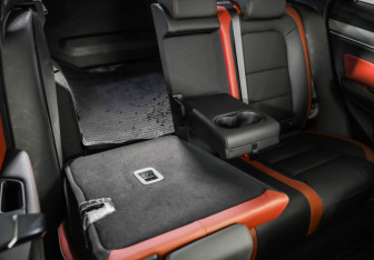 Подержанный автомобиль Geely Coolray 2023 года (31 фото)