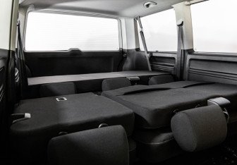 Подержанный автомобиль Volkswagen Caravelle 2019 года (20 фото)