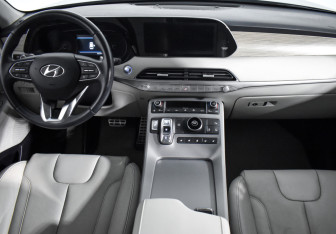 Подержанный автомобиль Hyundai Palisade 2019 года (16 фото)