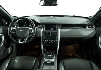 Подержанный автомобиль Land Rover Discovery Sport 2019 года (13 фото)