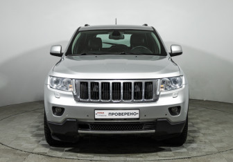 Подержанный автомобиль Jeep Grand Cherokee 2012 года (2 фото)