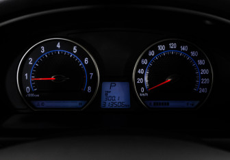 Подержанный автомобиль Kia Magentis 2007 года (18 фото)