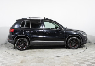 Подержанный автомобиль Volkswagen Tiguan 2013 года (4 фото)