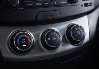Подержанный автомобиль Hyundai Elantra Sedan 2010 года (14 фото)