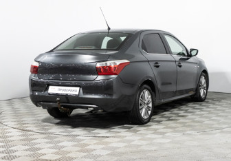 Подержанный автомобиль Citroen C-Elysee 2013 года (5 фото)