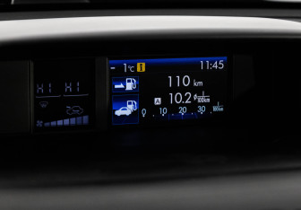 Подержанный автомобиль Subaru Forester Suv 2013 года (14 фото)