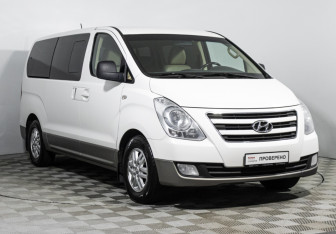 Подержанный автомобиль Hyundai H-1 2016 года (3 фото)