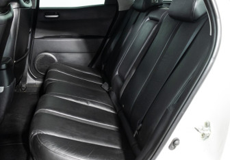 Подержанный автомобиль Mazda CX-7 2008 года (10 фото)