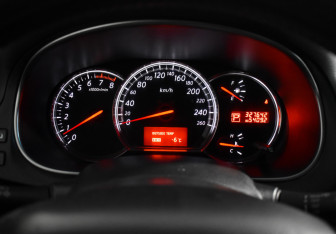 Подержанный автомобиль Nissan Teana 2009 года (20 фото)