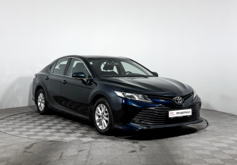Подержанный автомобиль Toyota Camry Sedan 2019 года (3 фото)