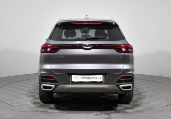 Подержанный автомобиль Chery Tiggo 8 2024 года (6 фото)