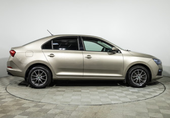 Подержанный автомобиль Skoda Rapid Liftback 2020 года (4 фото)