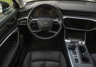 Подержанный автомобиль Audi A6 Sedan 2019 года (13 фото)