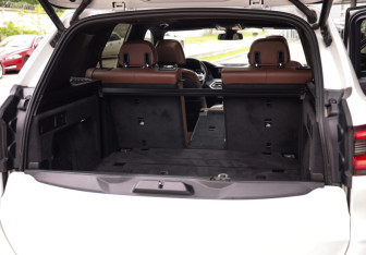 Подержанный автомобиль BMW X5 2021 года (37 фото)