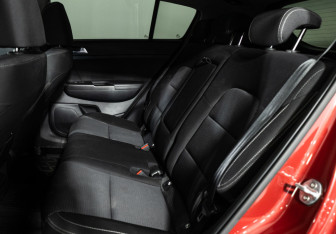 Подержанный автомобиль Kia Sportage 2020 года (10 фото)