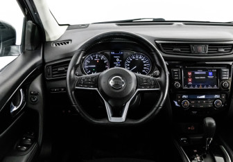 Подержанный автомобиль Nissan Qashqai 2021 года (13 фото)