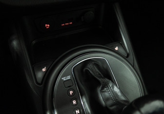 Подержанный автомобиль Kia Sportage 2012 года (19 фото)