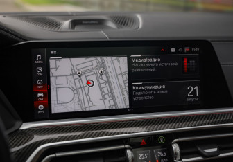 Подержанный автомобиль BMW X5 M 2021 года (19 фото)