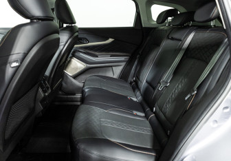 Подержанный автомобиль Exeed TXL 2023 года (10 фото)