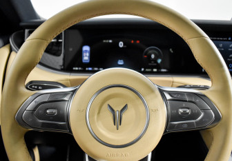 Подержанный автомобиль Voyah Free 2023 года (20 фото)