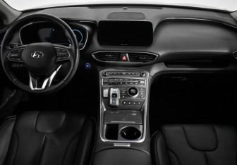 Подержанный автомобиль Hyundai Santa Fe 2021 года (15 фото)