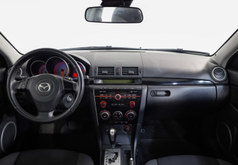 Подержанный автомобиль Mazda 3 Sedan 2008 года (8 фото)