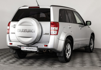 Подержанный автомобиль Suzuki Grand Vitara 2011 года (5 фото)