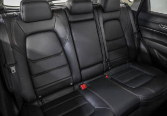 Подержанный автомобиль Mazda CX-5 2022 года (30 фото)