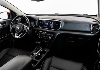 Подержанный автомобиль Kia Sportage 2021 года (11 фото)