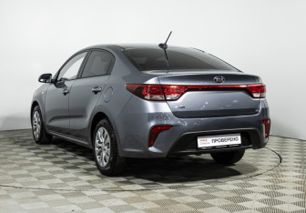 Подержанный автомобиль Kia Rio Sedan 2019 года (7 фото)