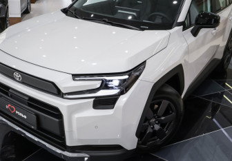 Новый Toyota RAV4 2026 (2 фото)