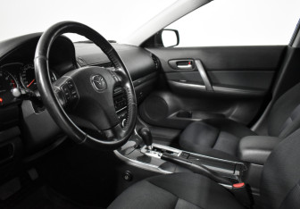 Подержанный автомобиль Mazda 6 Wagon 2007 года (9 фото)