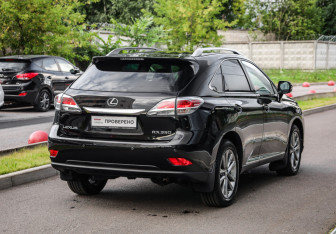 Подержанный автомобиль Lexus RX 2014 года (6 фото)