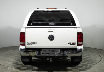 Подержанный автомобиль Volkswagen Amarok 2018 года (6 фото)