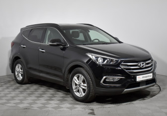 Подержанный автомобиль Hyundai Santa Fe 2017 года (3 фото)